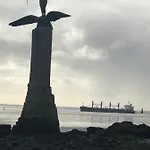 Aziliz - Face Saint-Nazaire (Loire-Atlantique)