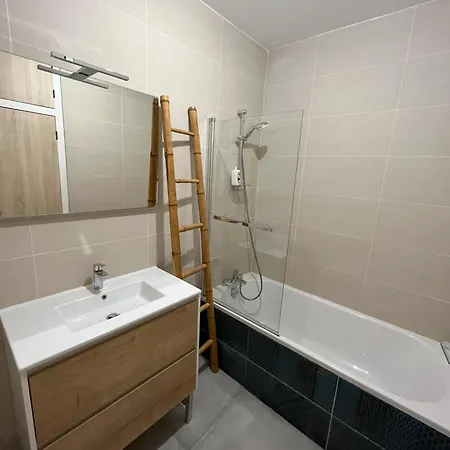 Aziliz - Face 생나제르